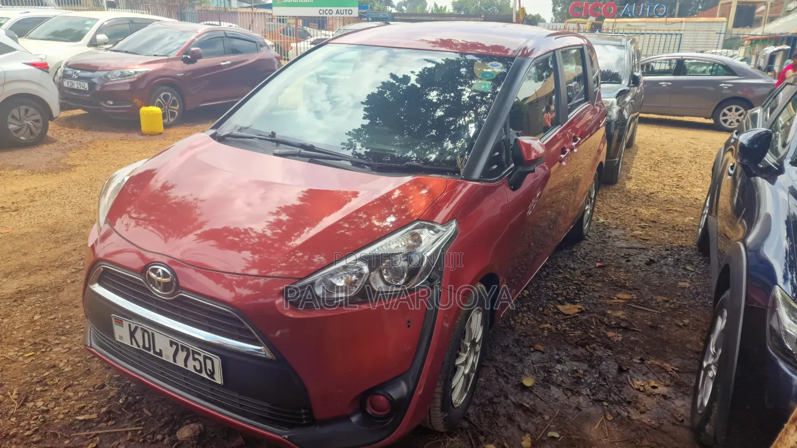 Toyota Sienta 2016 Burgundy