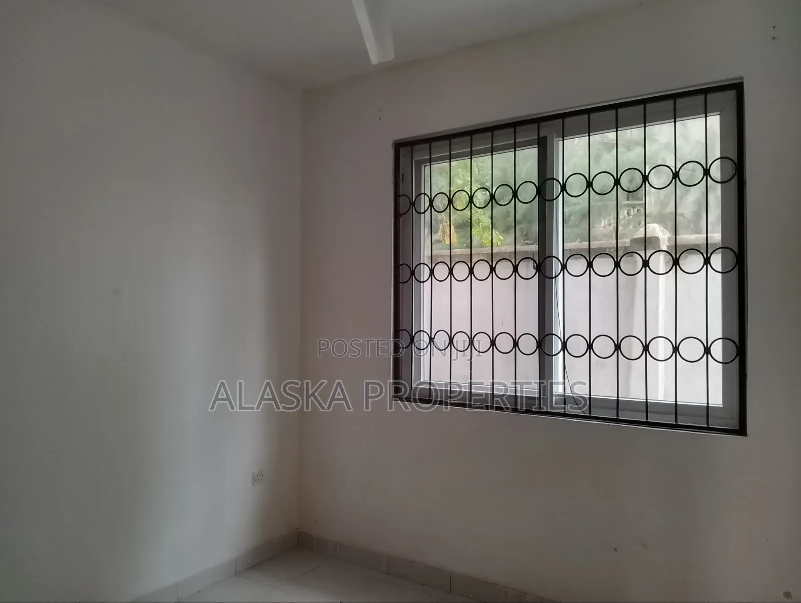 2bdrm Apartment in Anwar Estate, Ziwa la Ngombe for rent