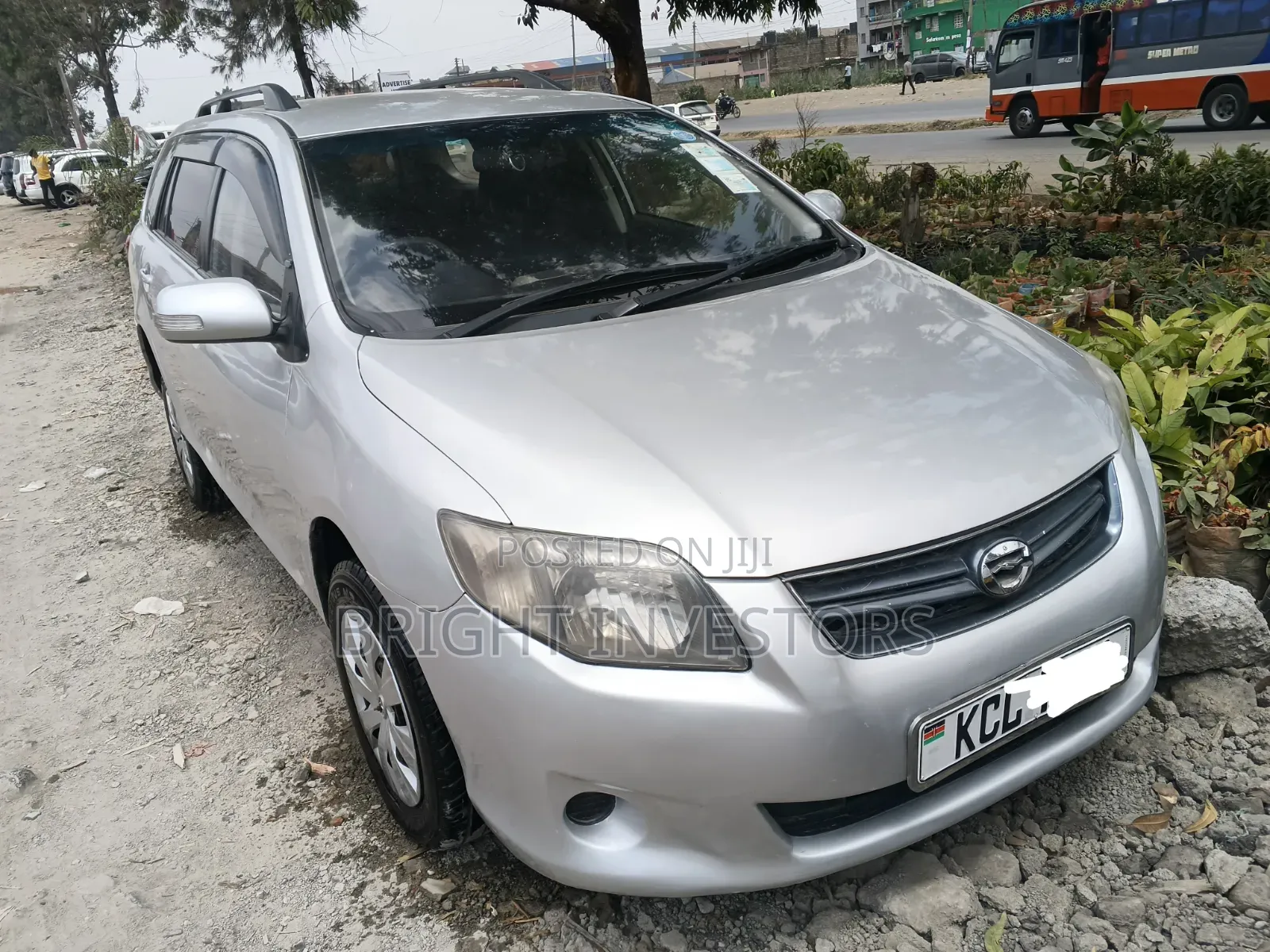 Toyota Corolla Fielder 2011 Silver