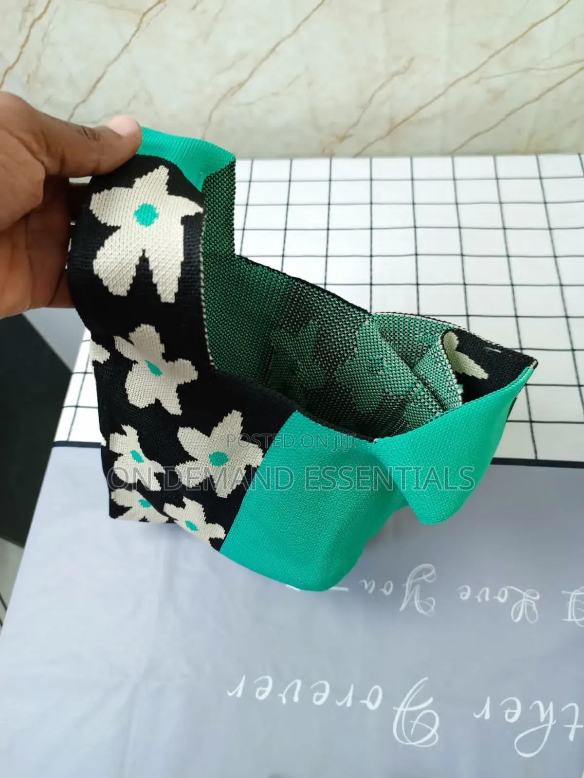 Fashion Knitted Women/Gen Z Wrist Bags