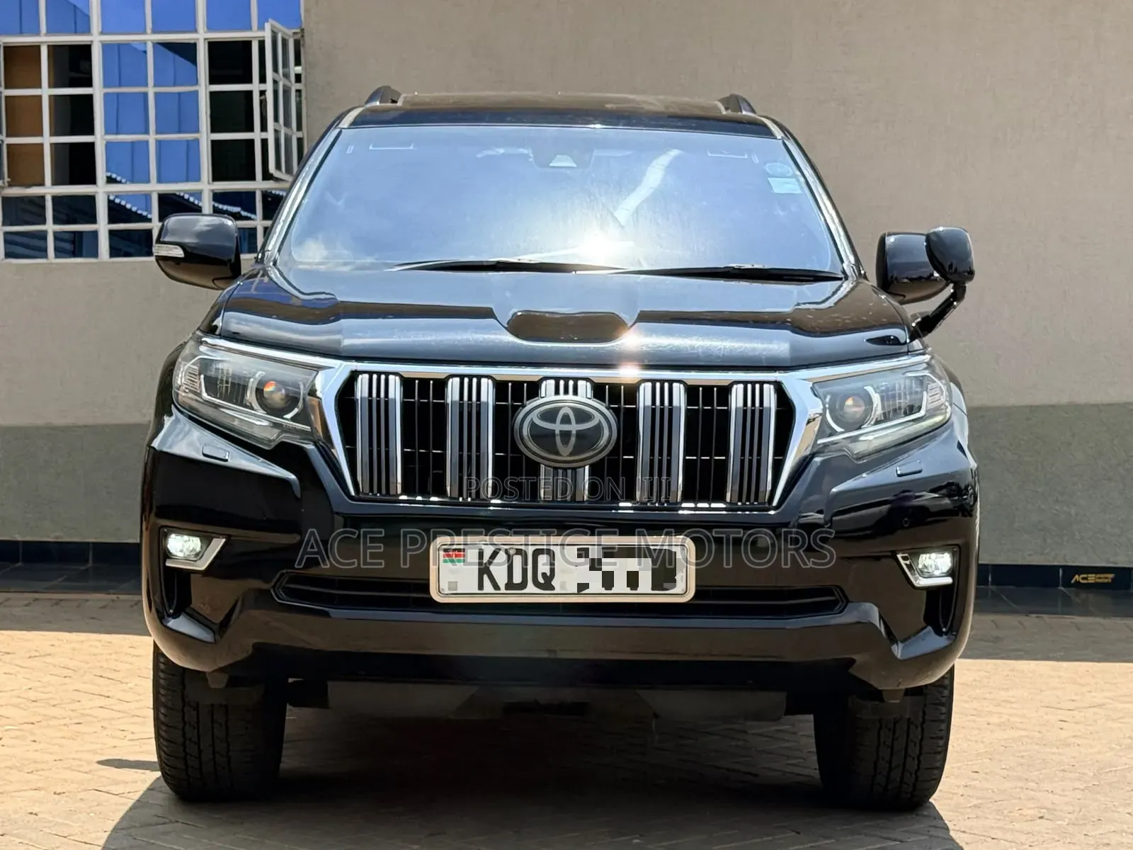 Toyota Land Cruiser Prado 2017 Black