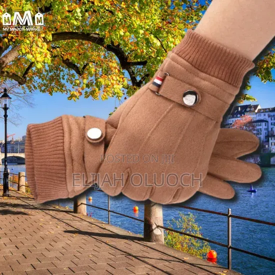 Suede Touch Screen Winter Gloves With a Strap Buckle