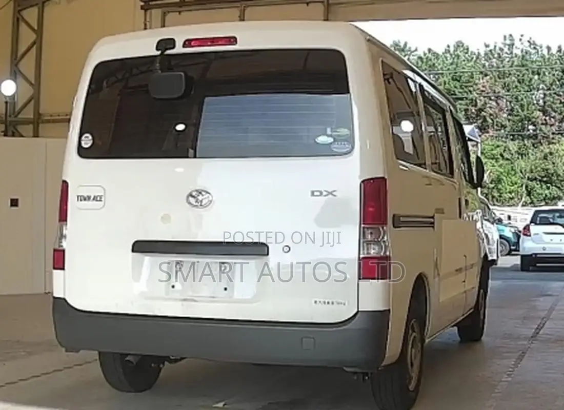 Toyota TownAce 2020 White