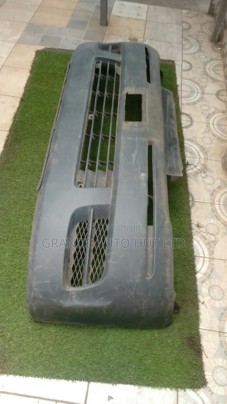 Toyota Hiace 7l Bumper Front