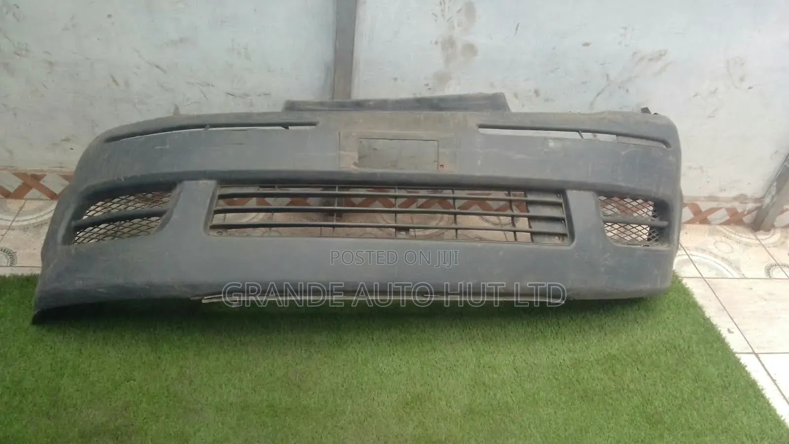 Toyota Hiace 7l Bumper Front