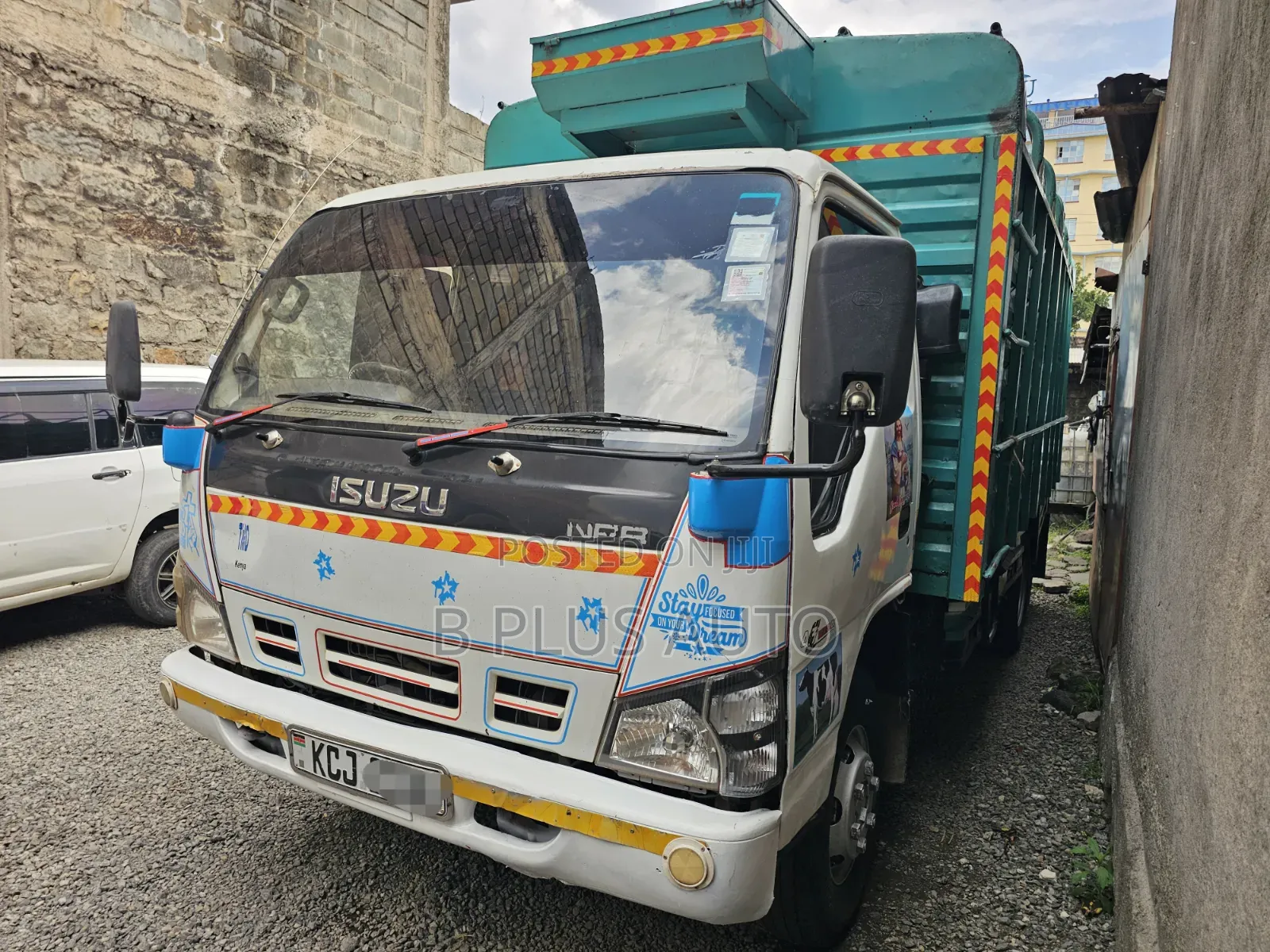 Isuzu NPR 4.3