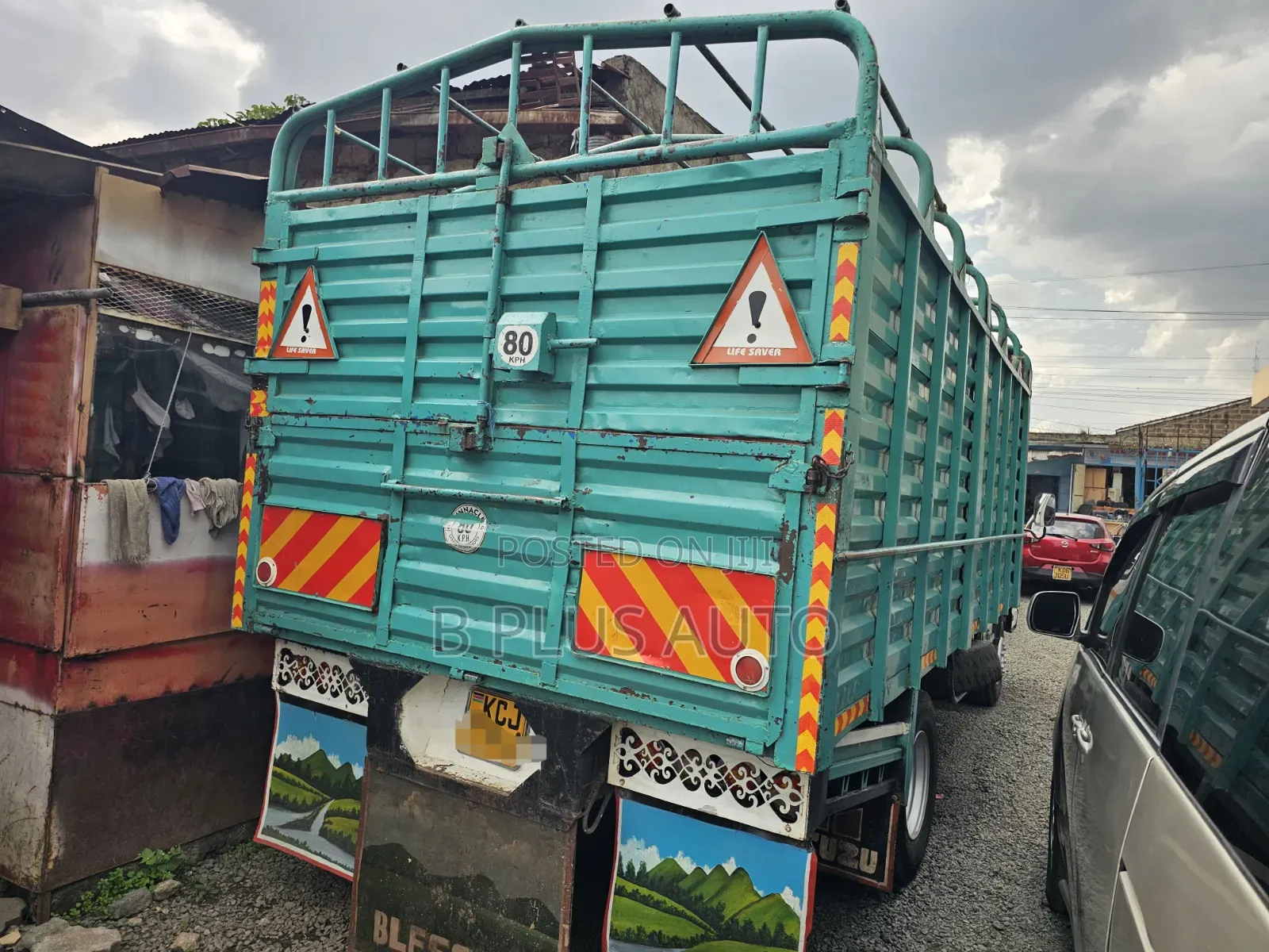 Isuzu NPR 4.3