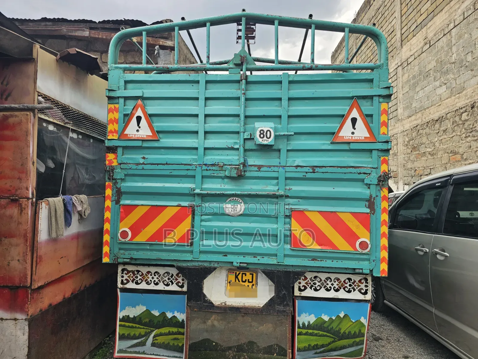 Isuzu NPR 4.3
