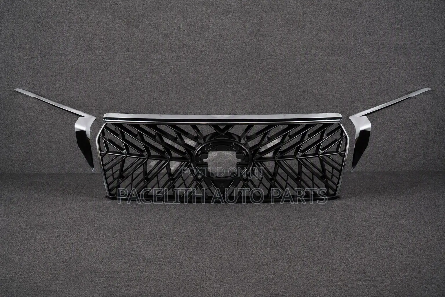 Front Grille Toyota Prado Land Cruiser 150 2018 - 2021 Chrome Silver