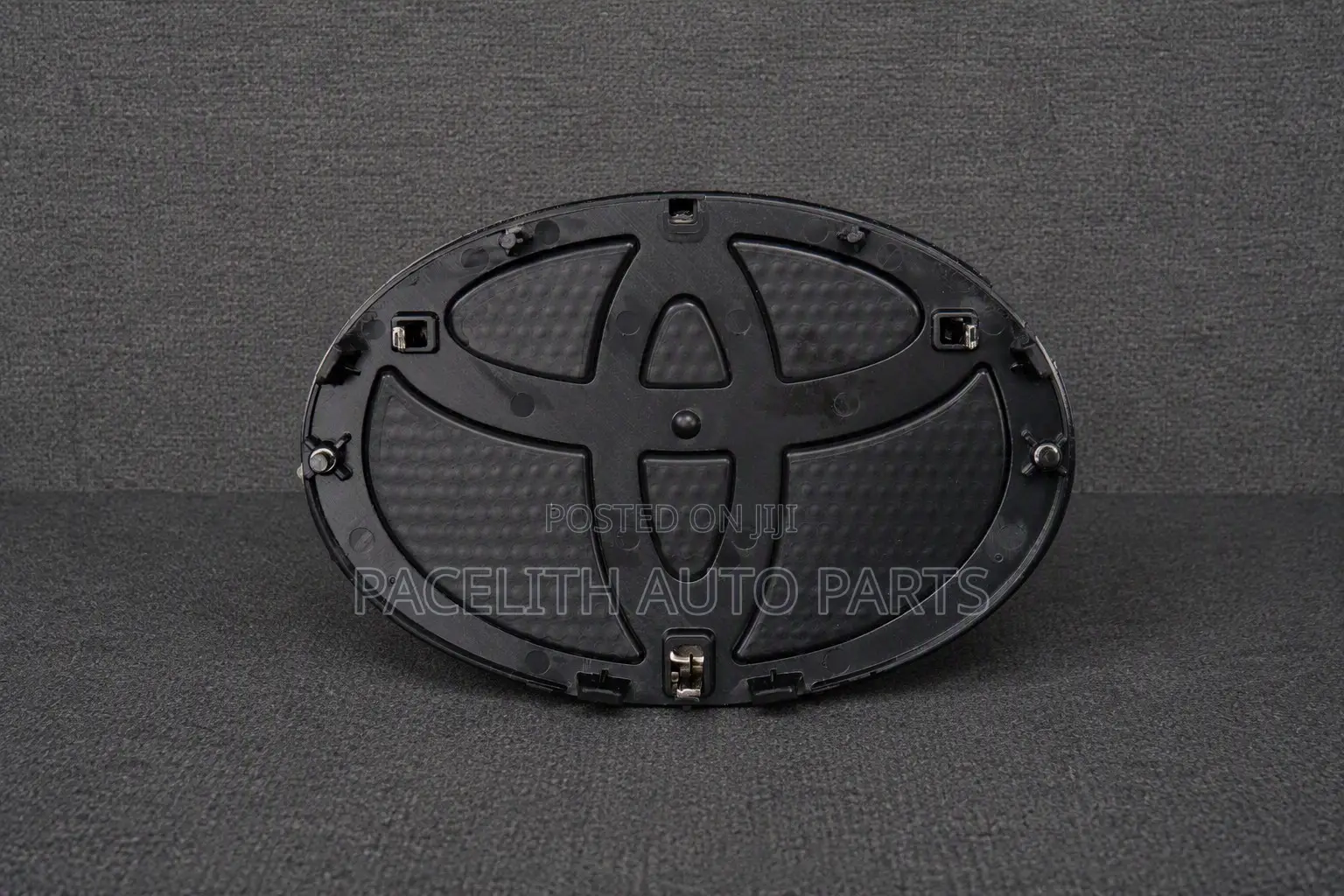 Grille Logo Toyota Land Cruiser FJ200 2016 Prado 150 2018