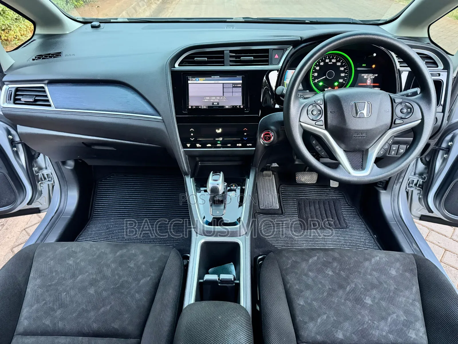 Honda Shuttle 2019 Silver