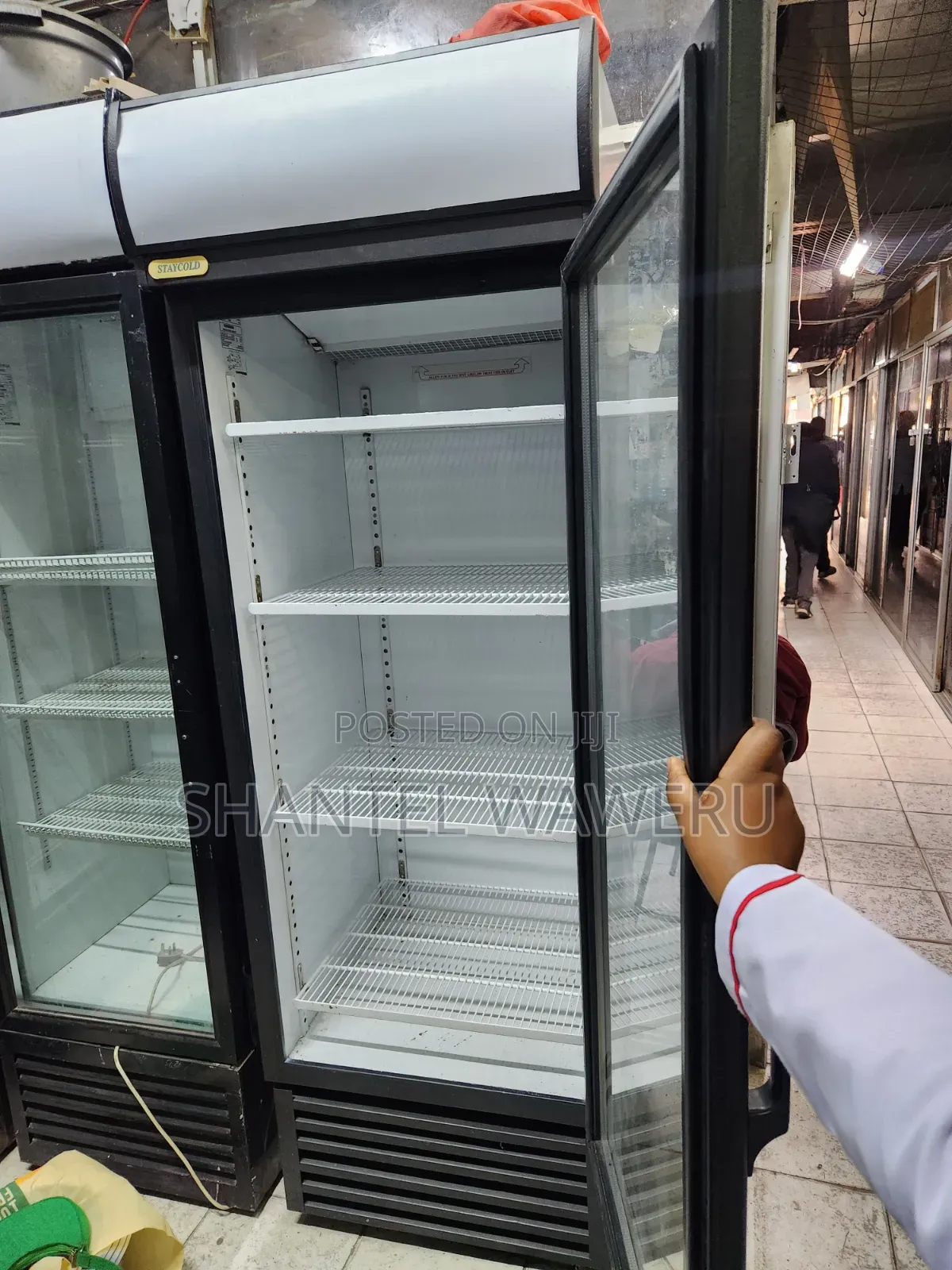 4 Trays Display Exuk 550litres