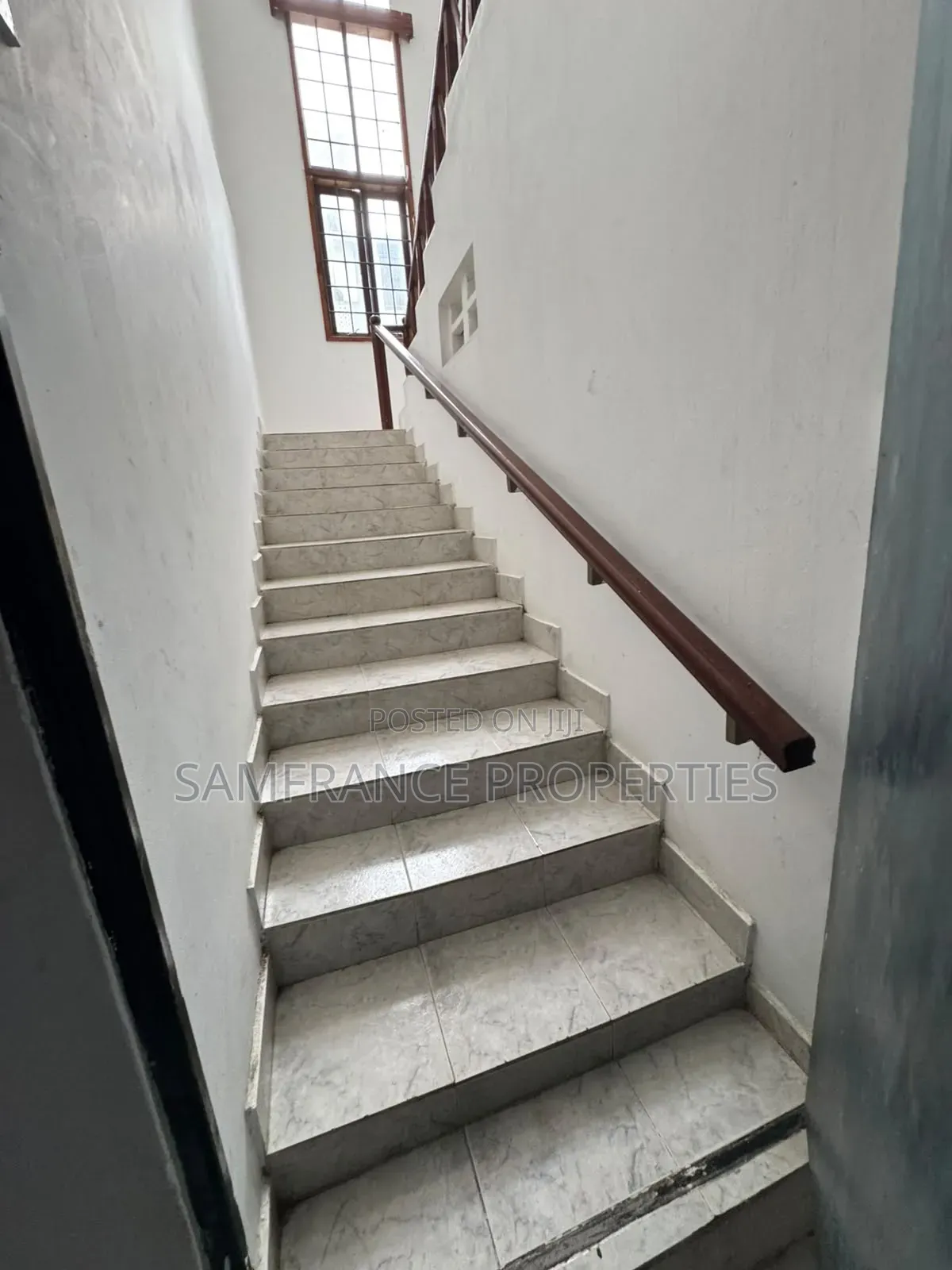 5bdrm Mansion in Bombolulu Street for sale