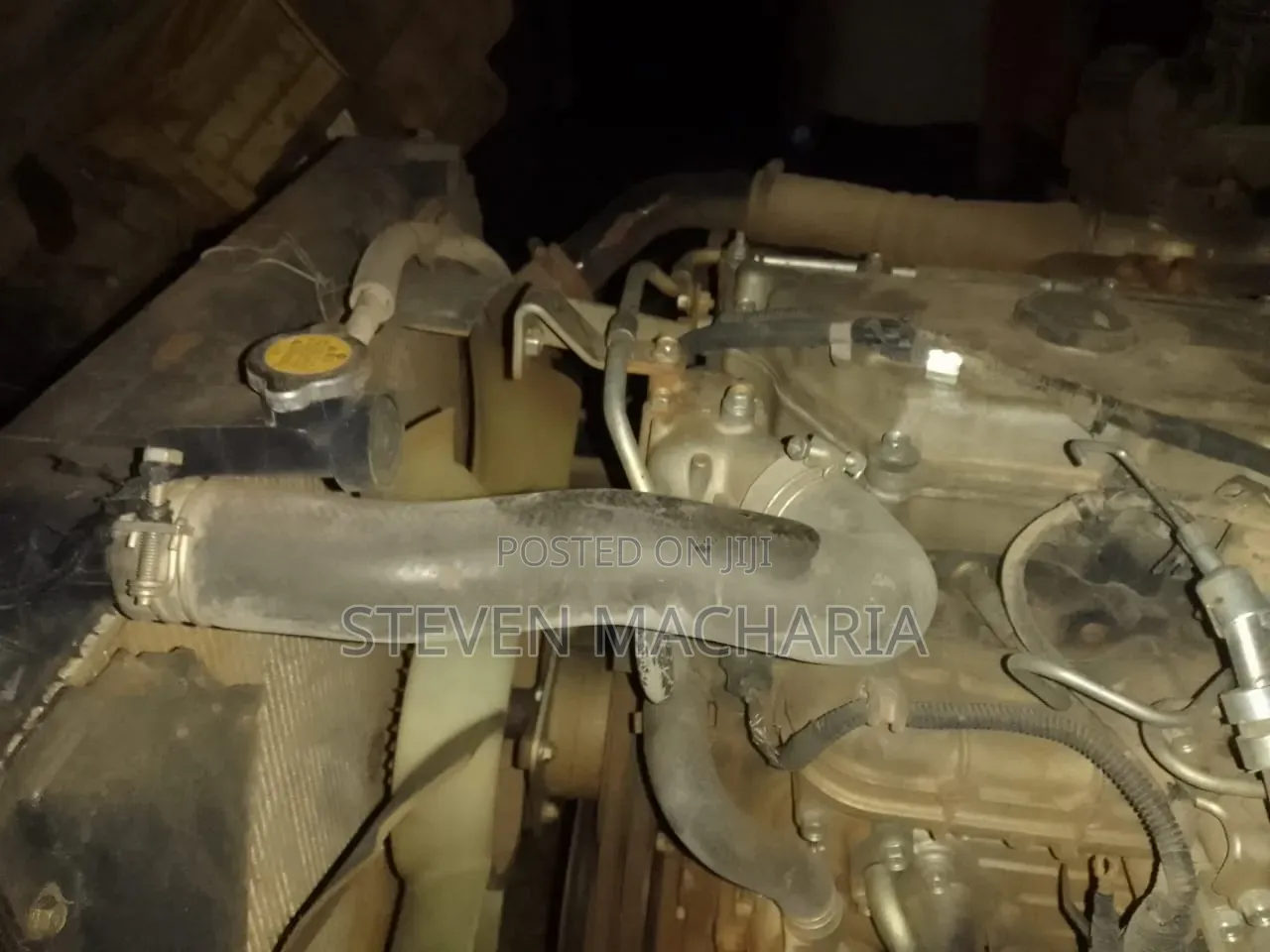 Isuzu NQR 4.8 Engine