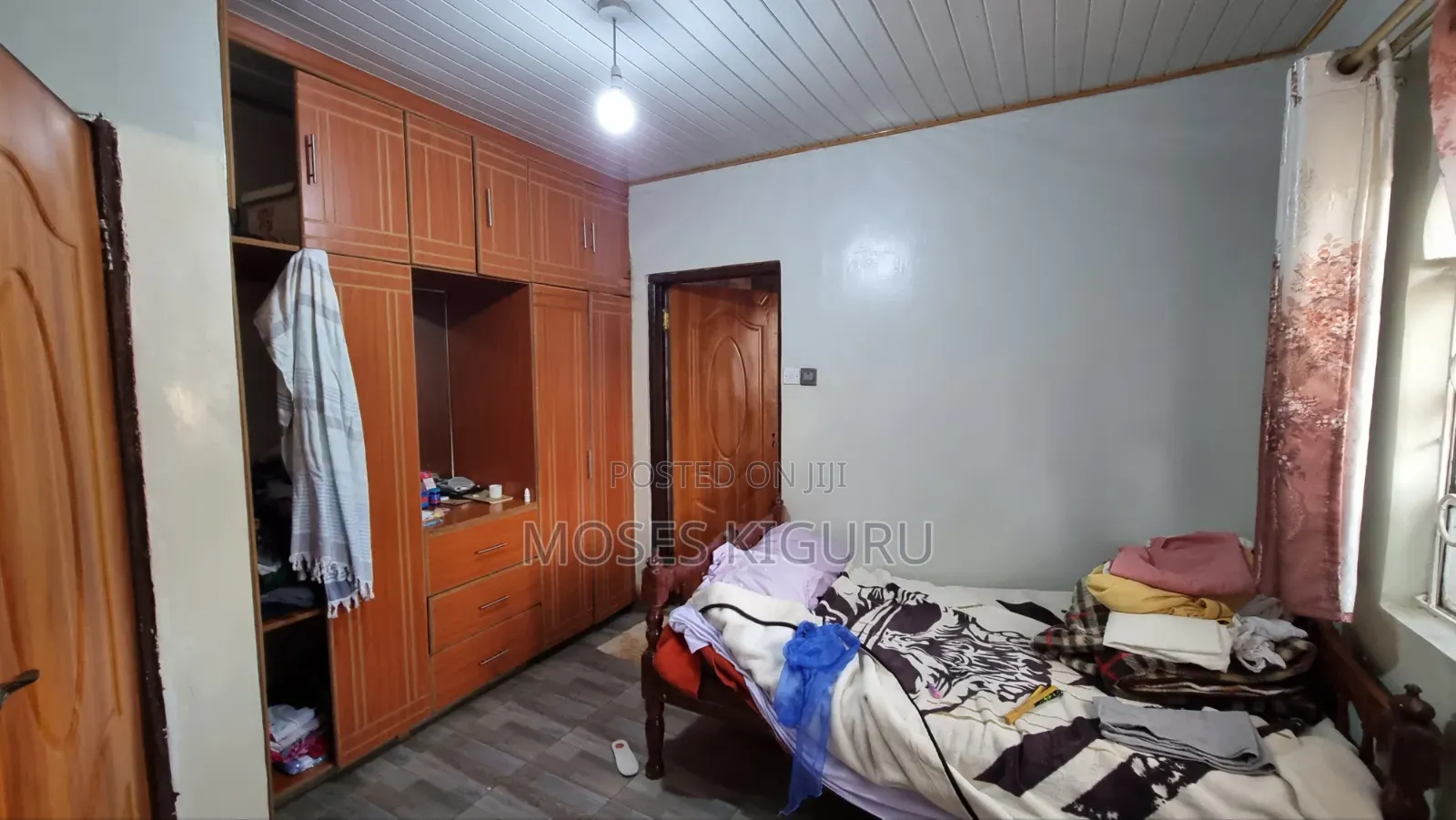 3bdrm Bungalow in Kimunyu, Kenyatta Road / Theta for rent