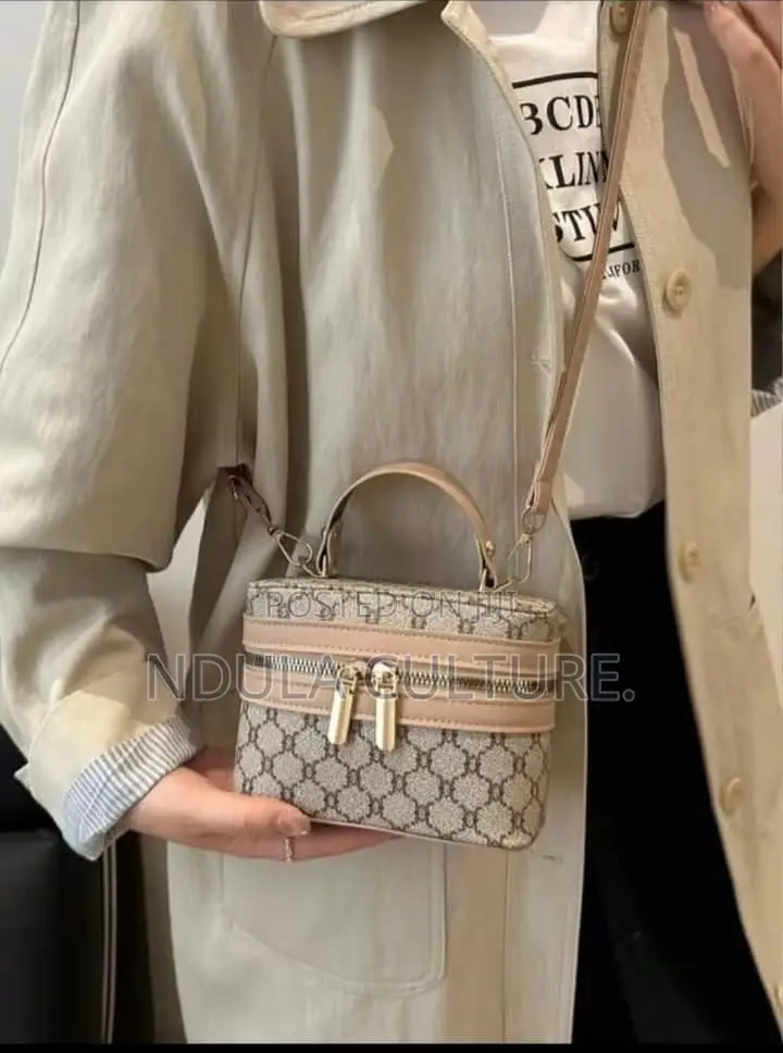 Designer Vanity Sling Bags Fr Ladies