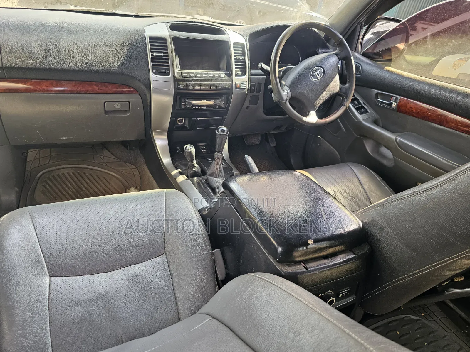Toyota Land Cruiser Prado 2005 Black