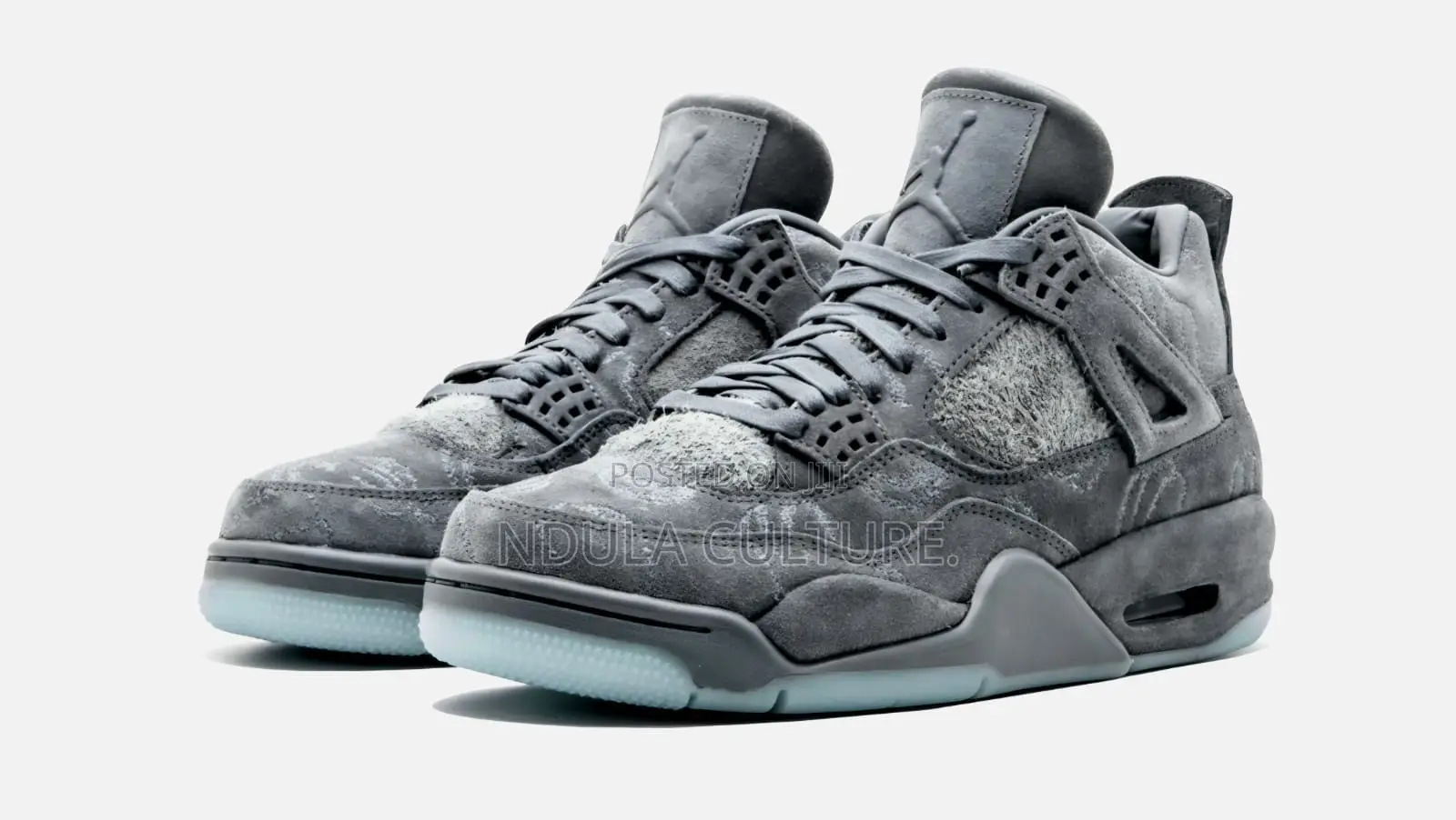 Jordan 4 Kaws