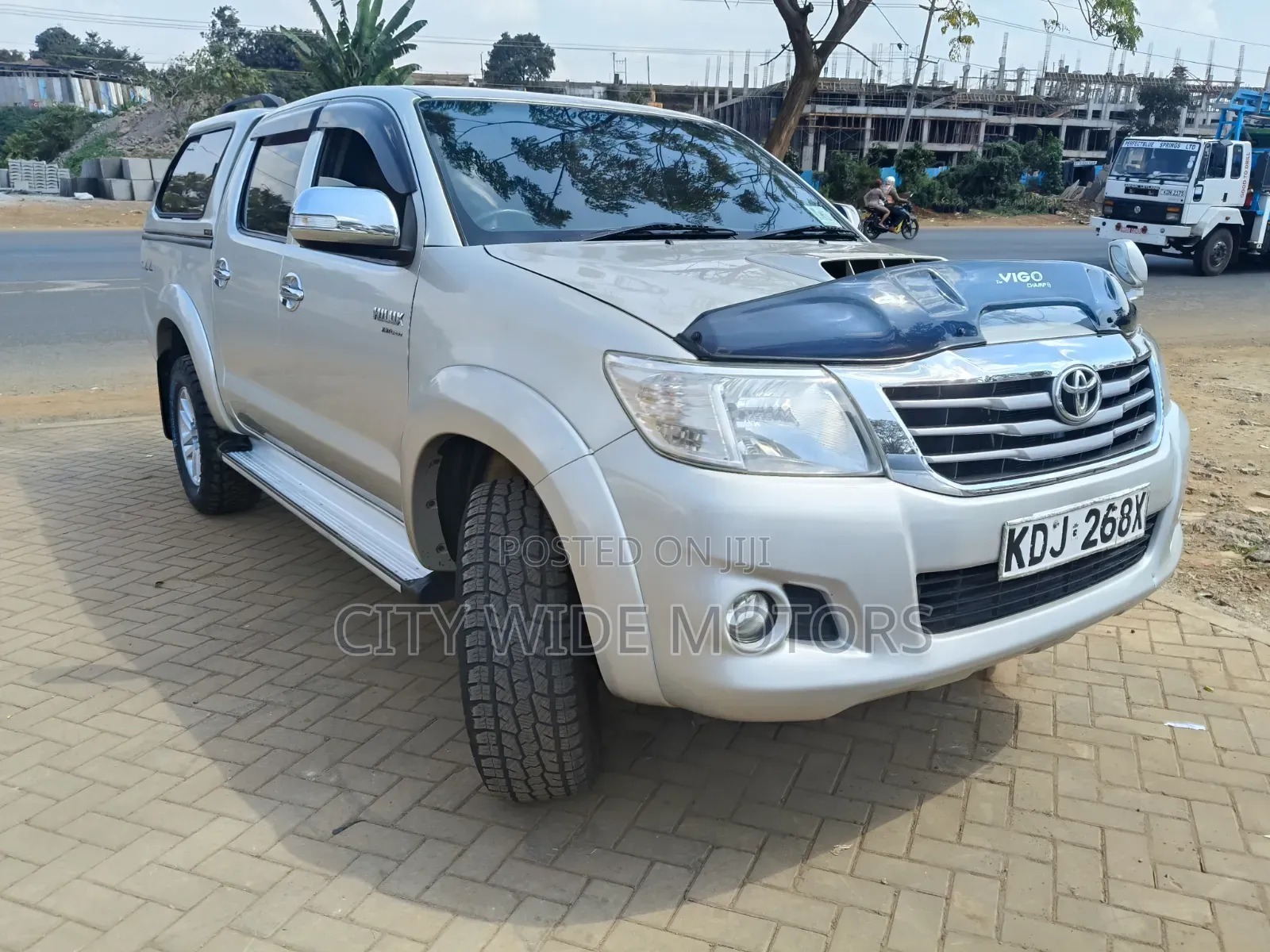 Toyota Hilux 2015 Silver