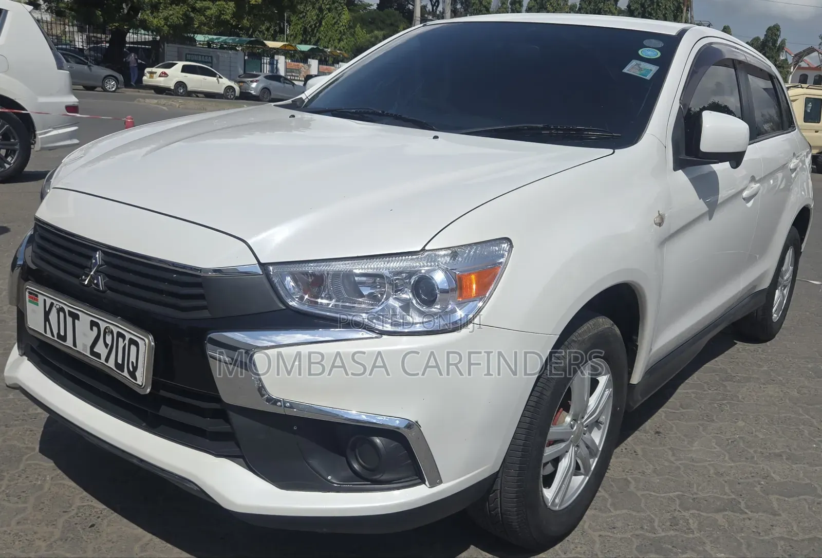 Mitsubishi RVR 2018 White