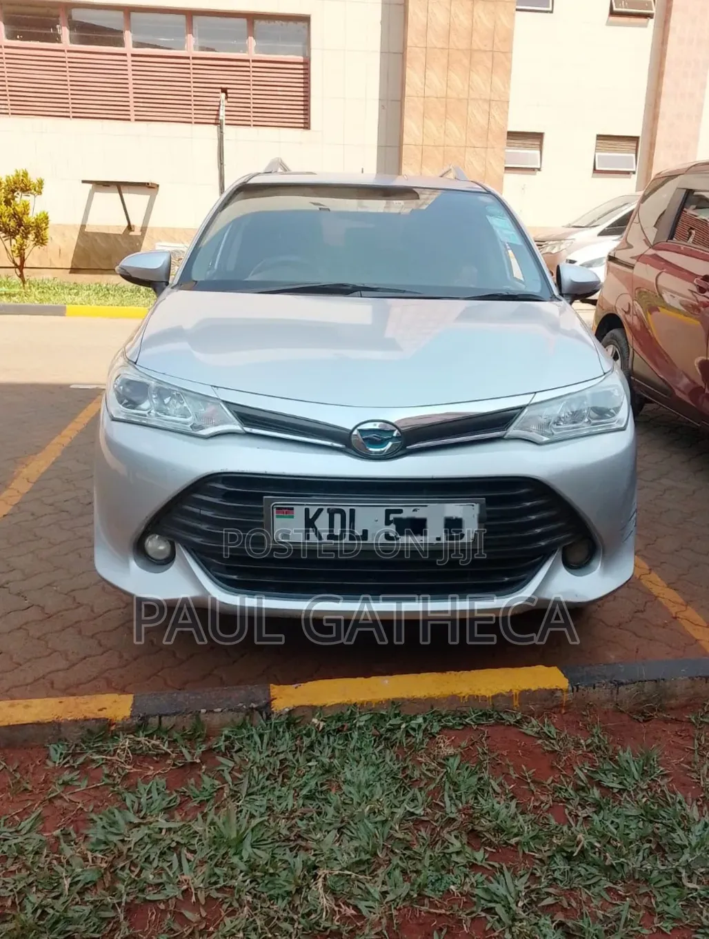 Toyota Corolla Fielder 2016 Silver