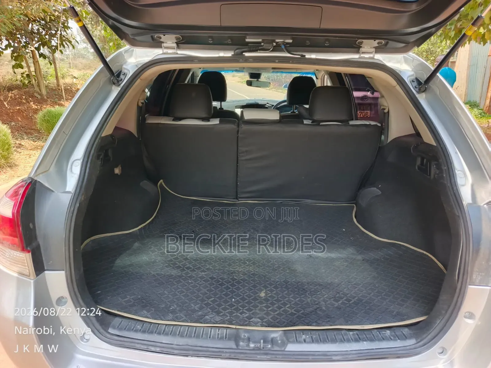Toyota Corolla Fielder 2016 Silver