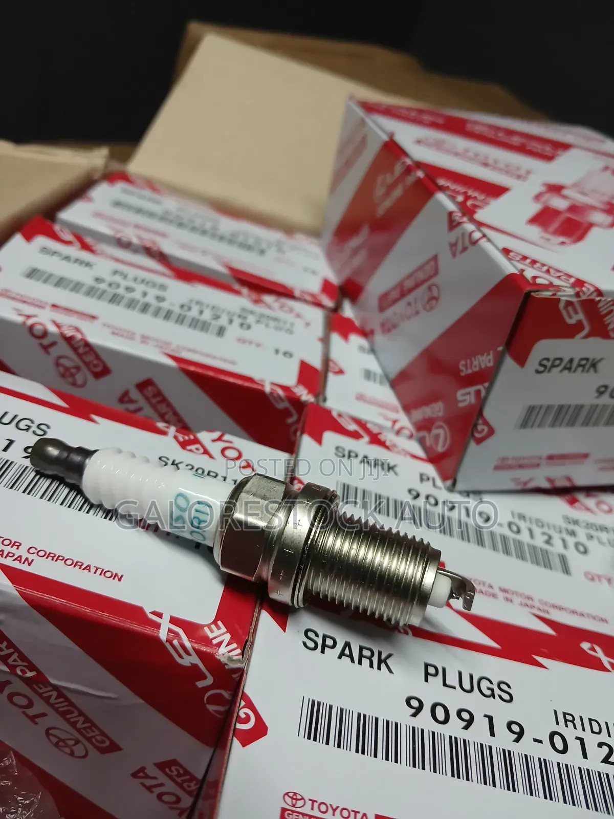 Toyota Genuine Premio ,Corollaproboxractis Vitz Sienta Fk16 Hr11 Plugs