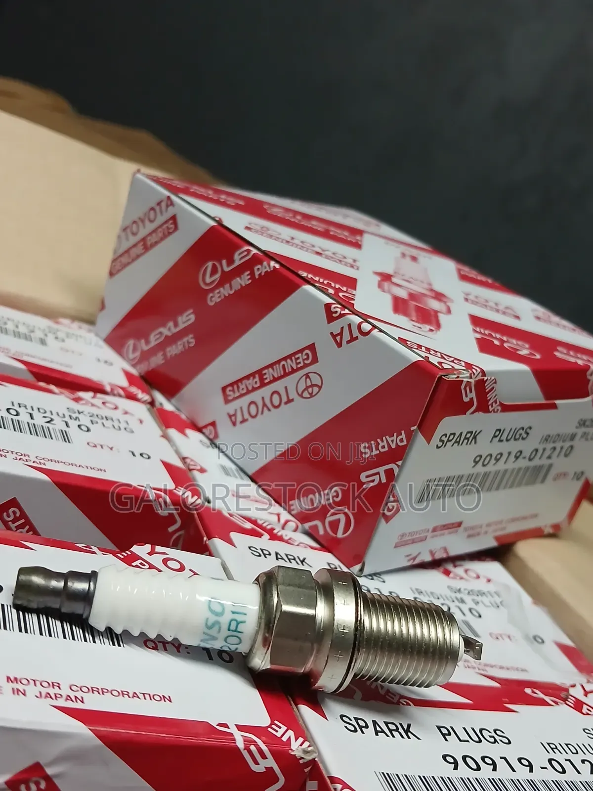 Toyota Genuine Premio ,Corollaproboxractis Vitz Sienta Fk16 Hr11 Plugs
