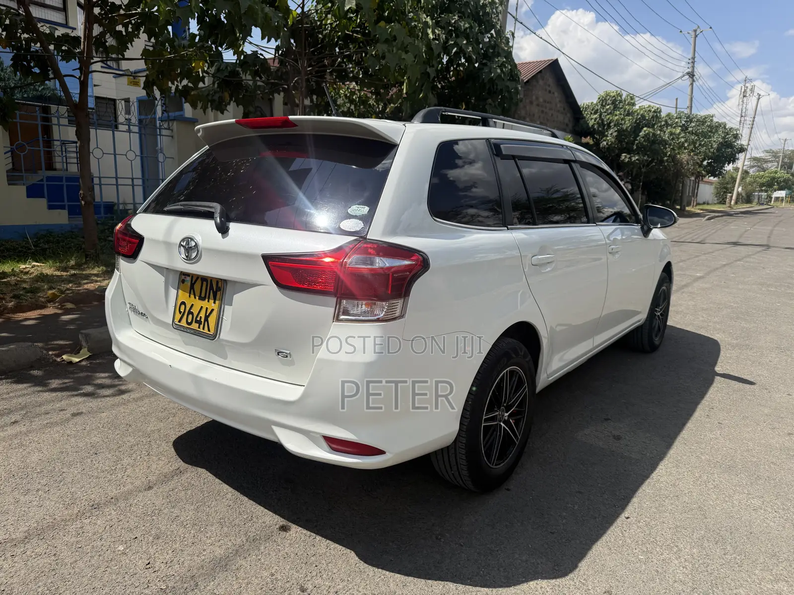 Toyota Corolla Fielder 2016 Pearl