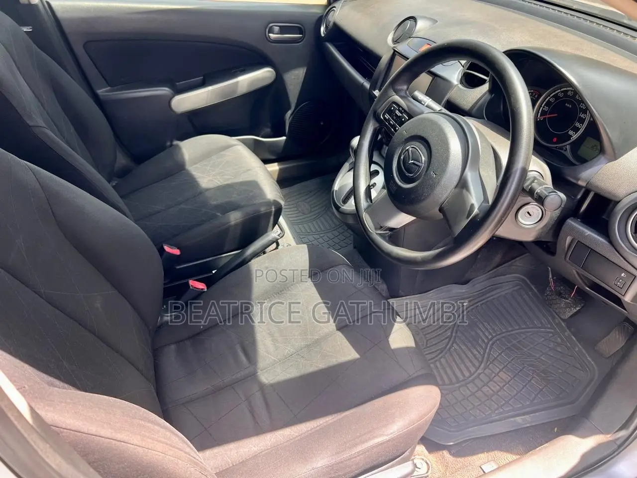 Mazda Demio 2011 Silver