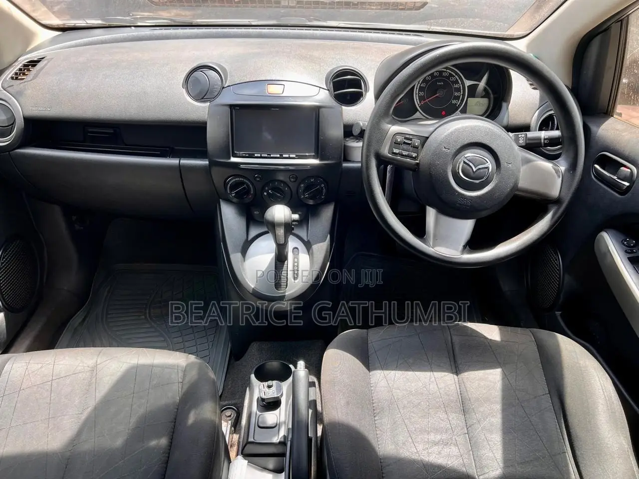 Mazda Demio 2011 Silver