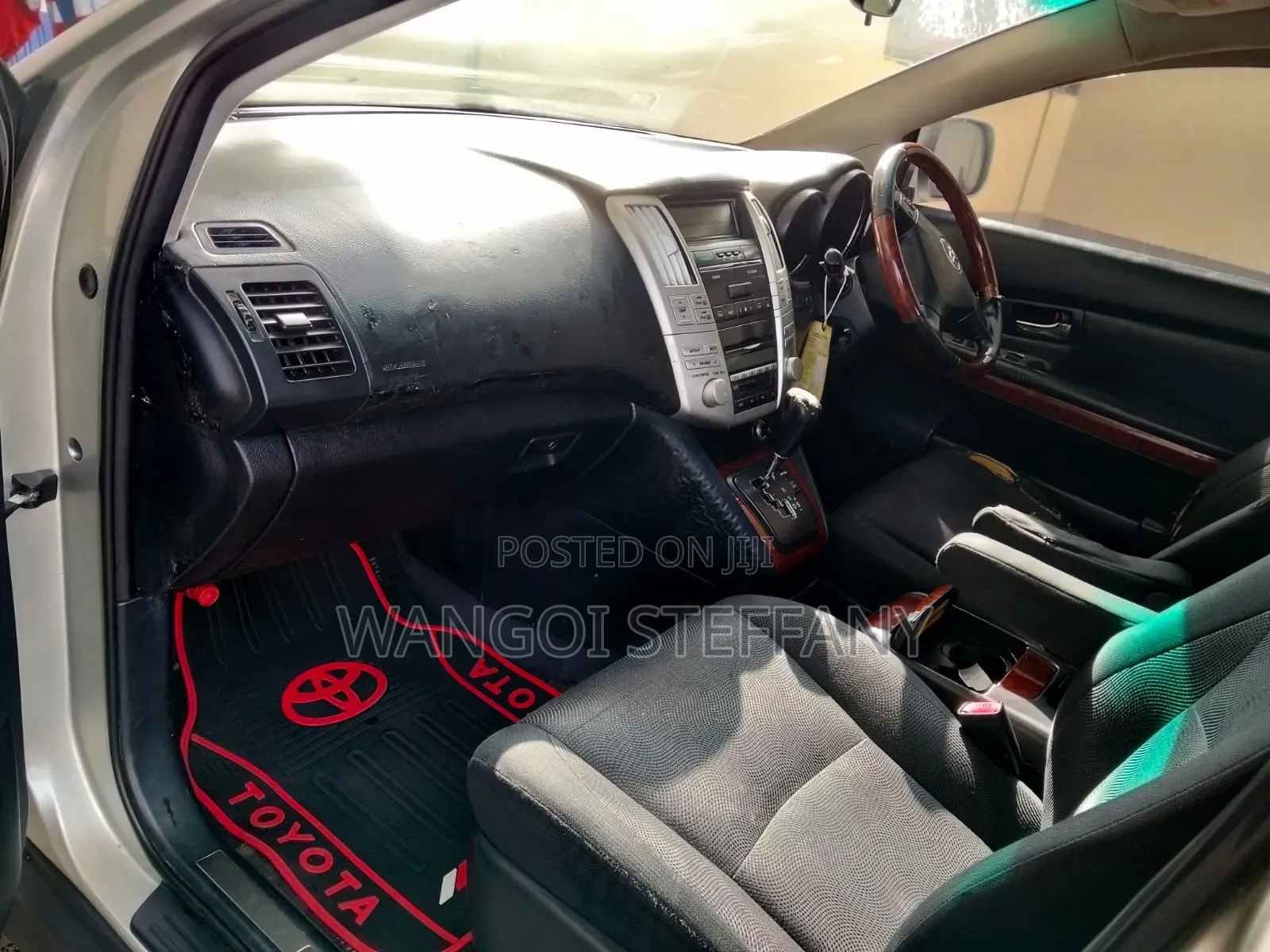 Toyota Harrier 2012 Silver