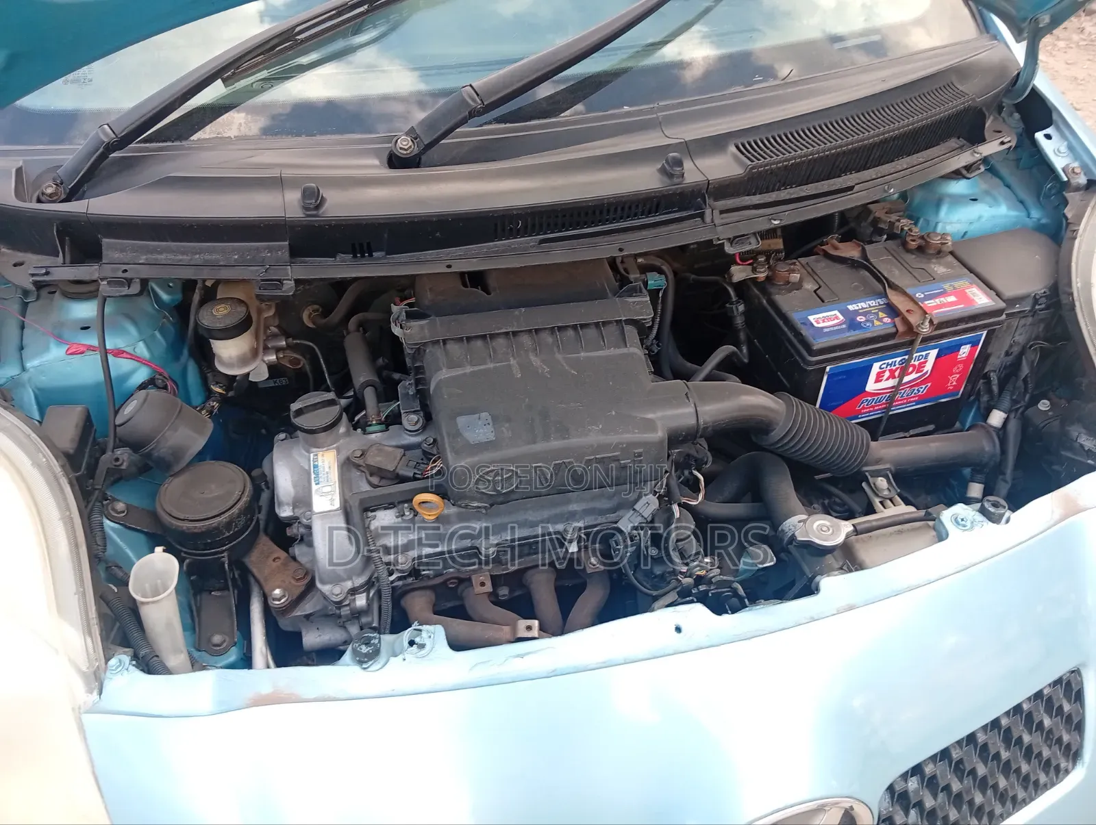 Toyota Vitz 2005 Blue