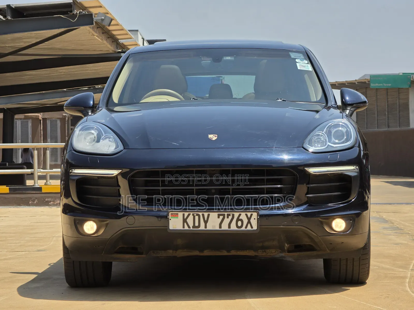 Porsche Cayenne 2015 Blue