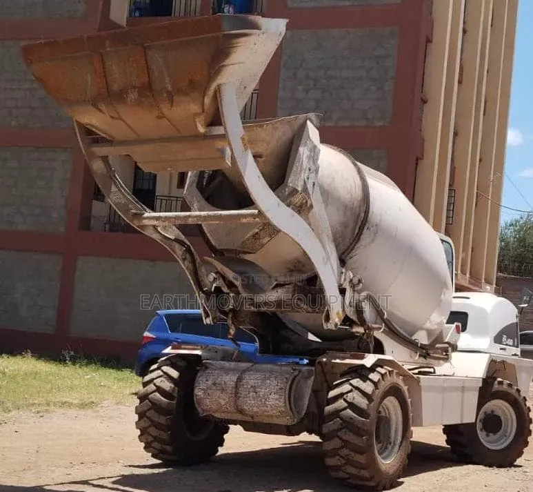 Mixer (Self Loading Car Mix)