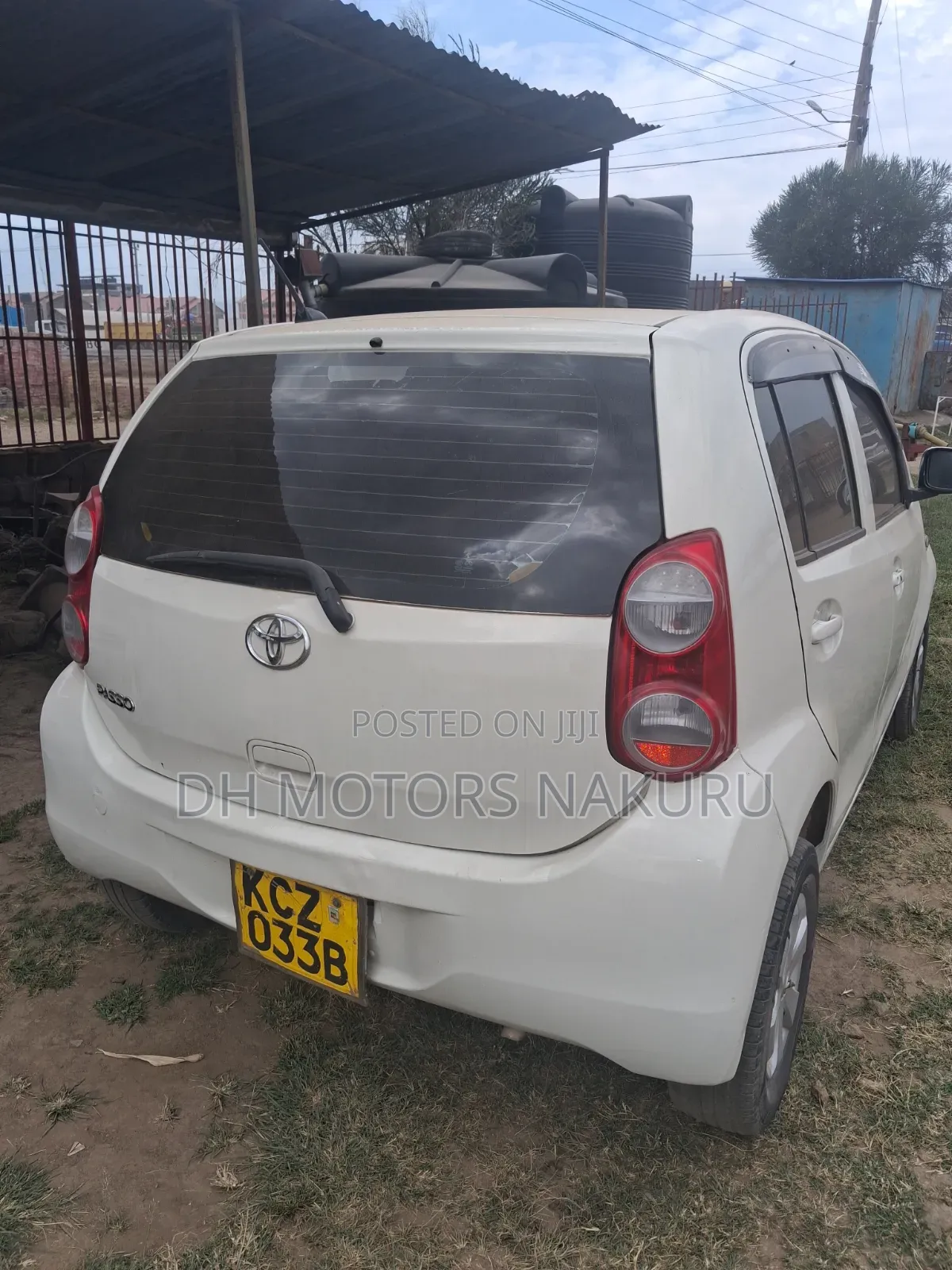 Toyota Passo 2006 Beige