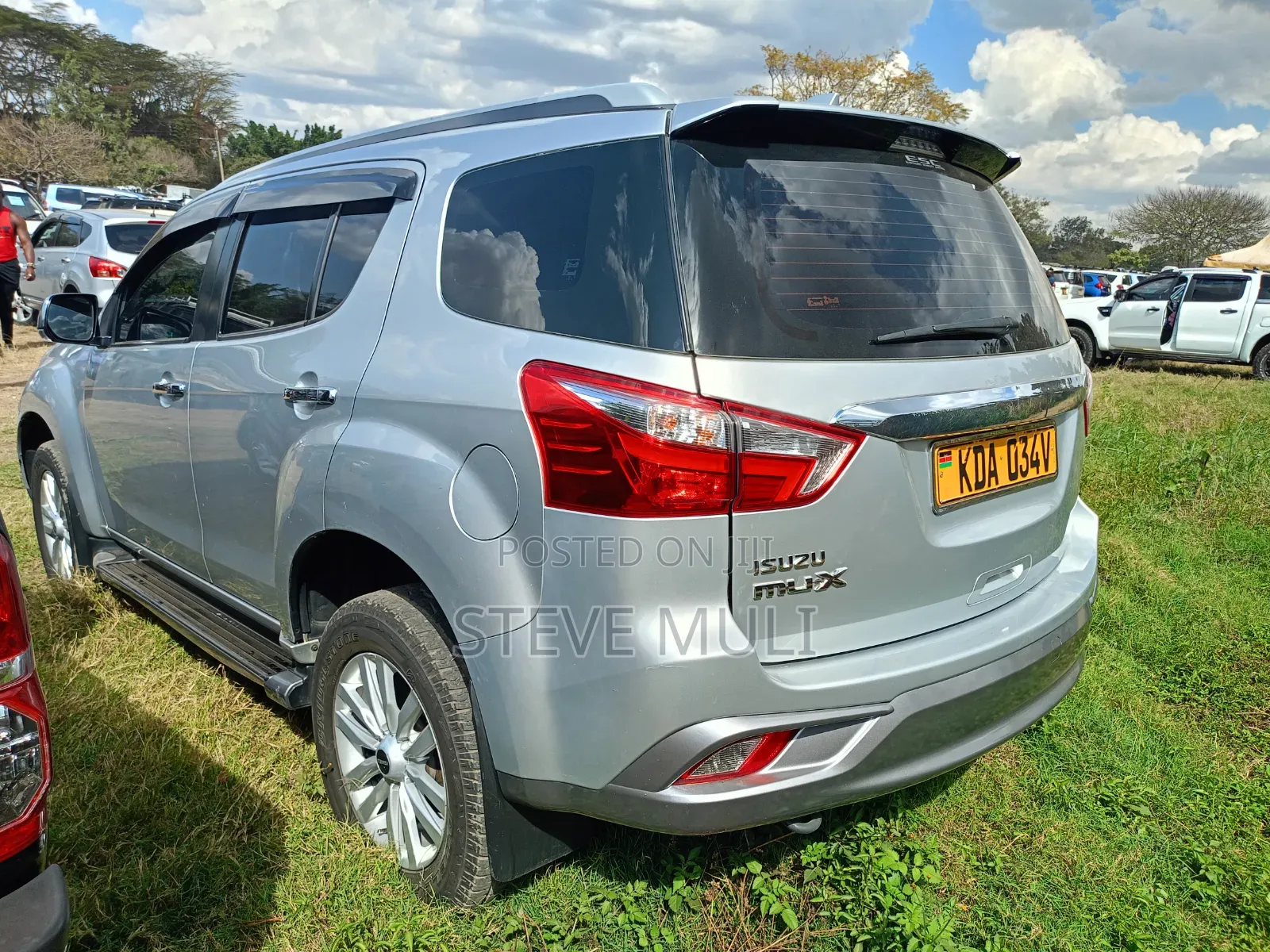 Isuzu MU-X 2020 Silver