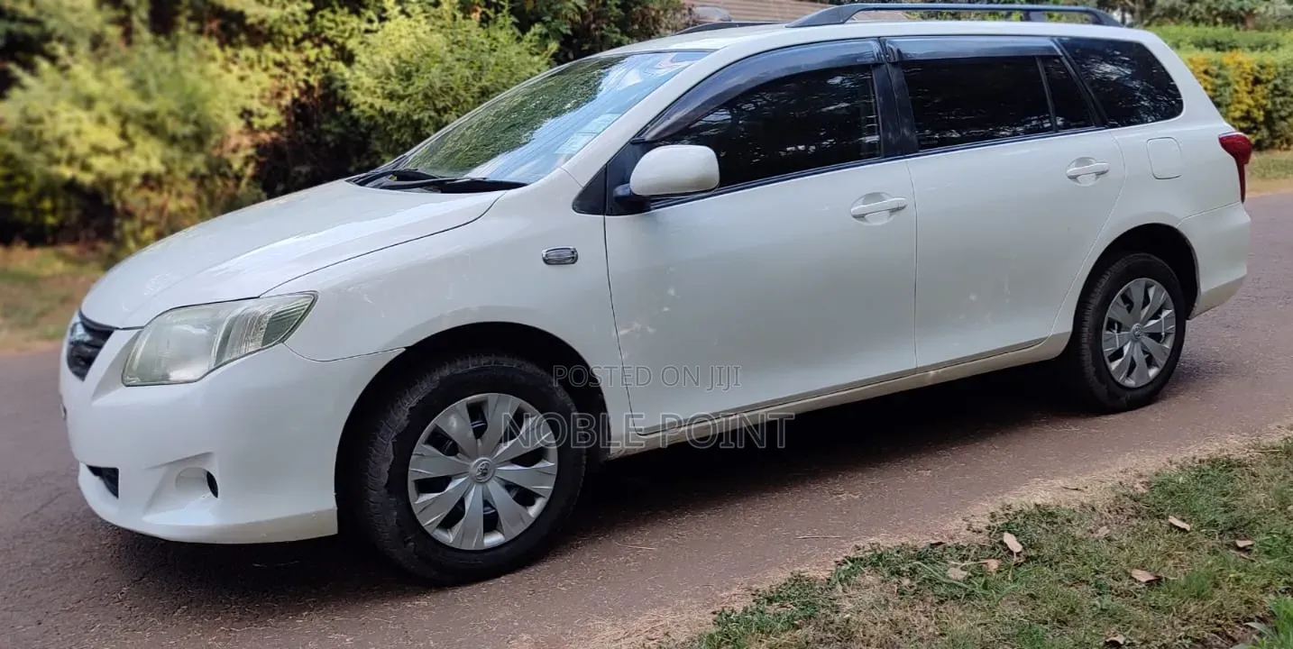 Toyota Corolla 2011 White