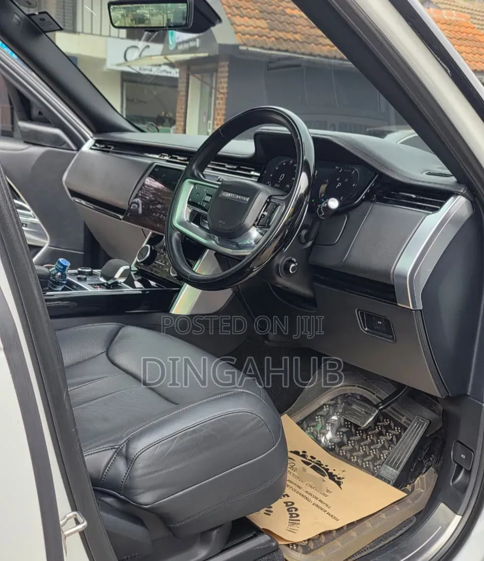 Land Rover Range Rover Vogue 2022 White