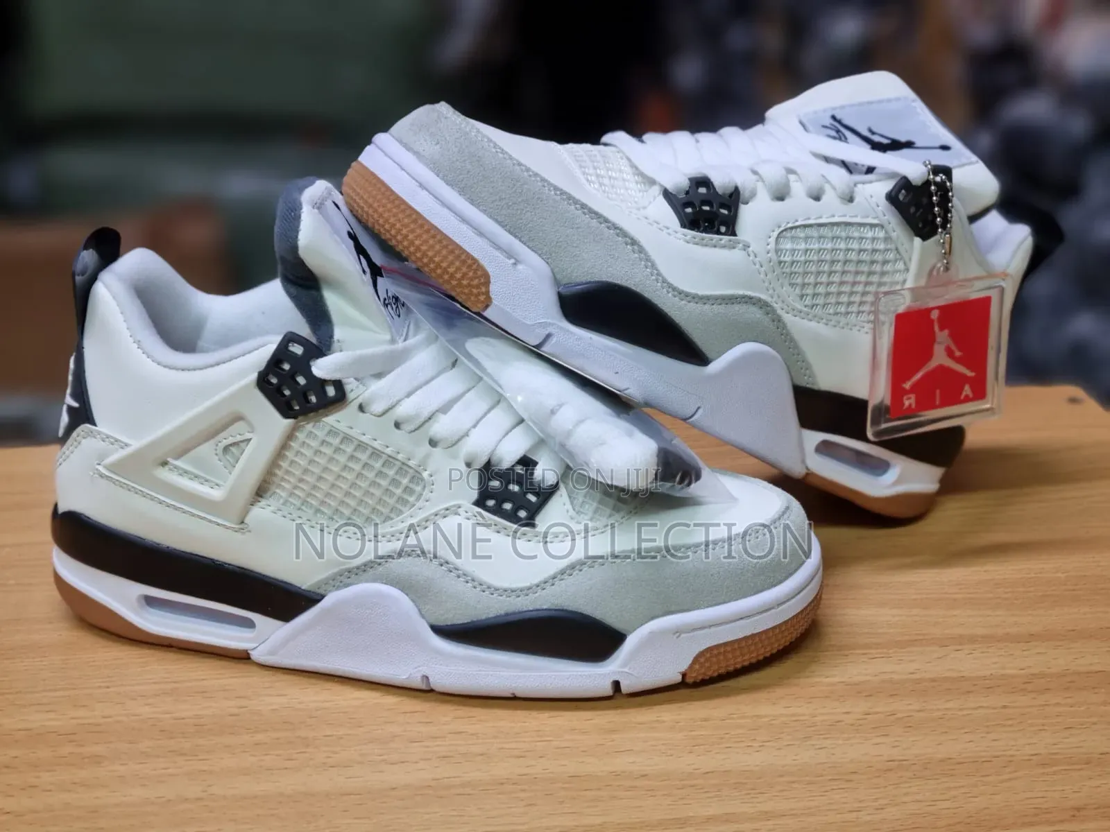 Jordan 4 J4 "Pine Black"