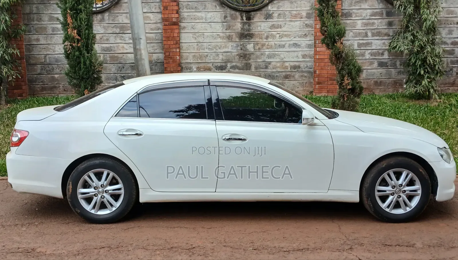 Toyota Mark X 2009 Off white