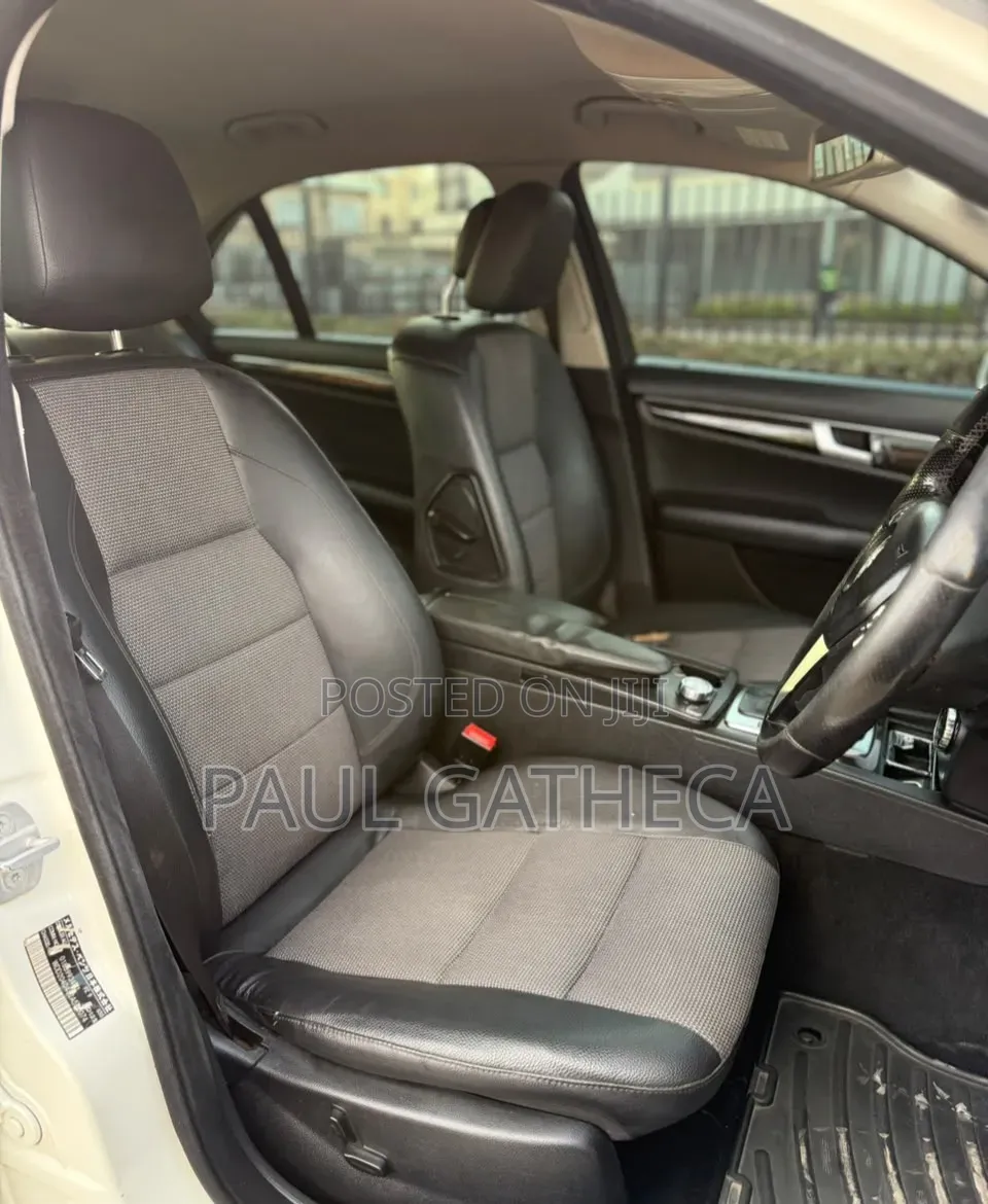 Mercedes-Benz C200 2011 White