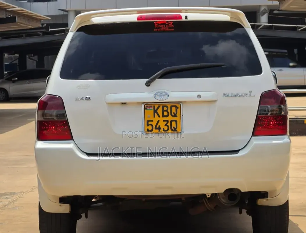 Toyota Kluger 2004 White