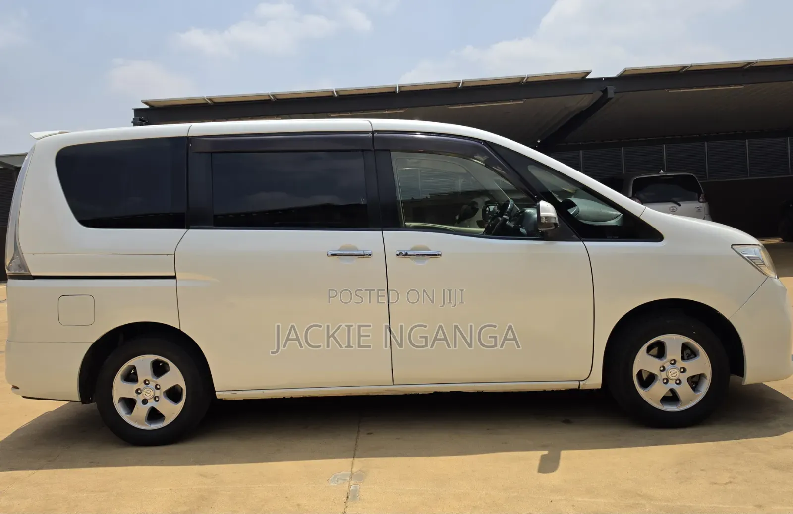 Nissan Serena 2012 White
