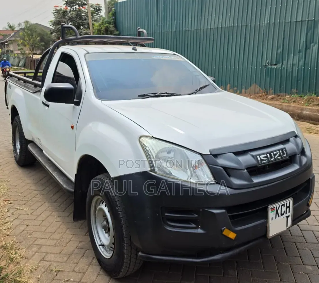 Isuzu D-MAX 2016 White