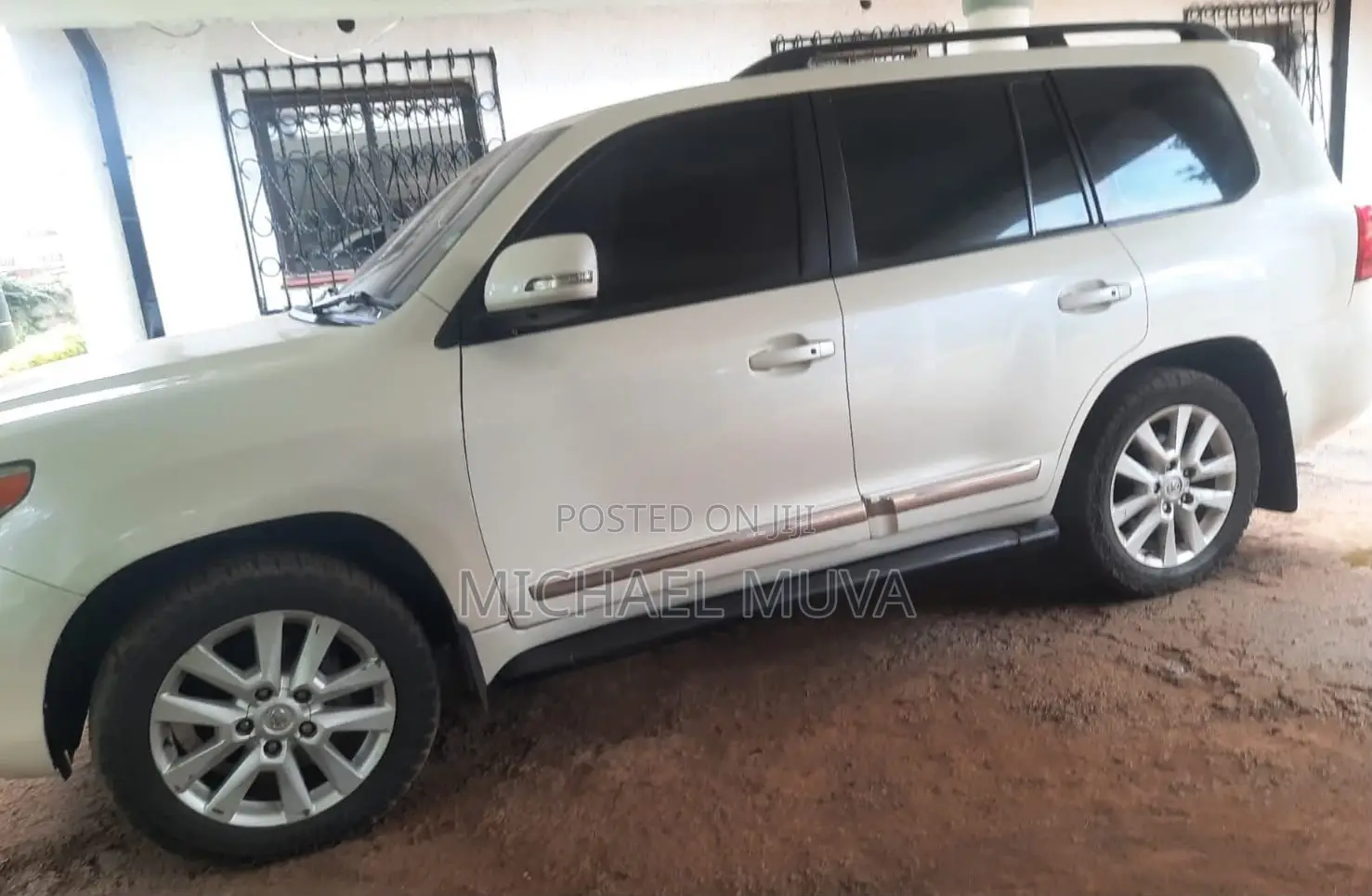 Toyota Land Cruiser 4.5 V8 GX-R 2012 Pearl