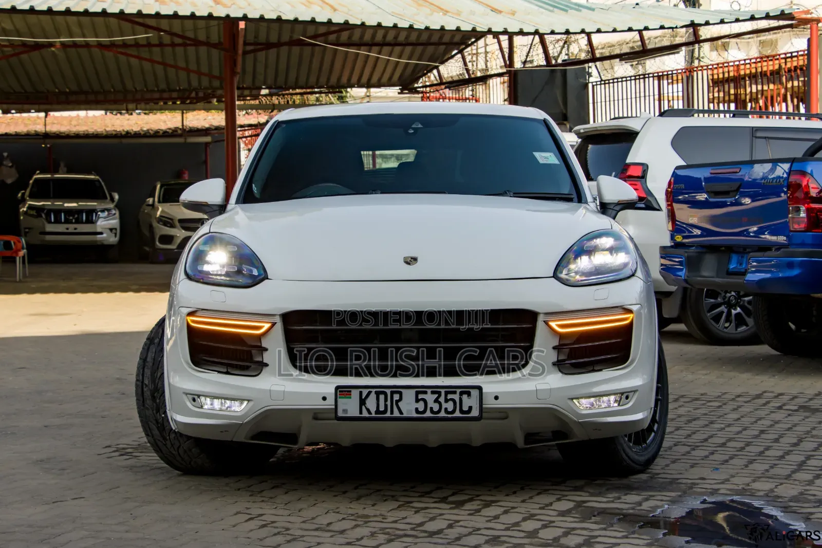 Porsche Cayenne 2017 White