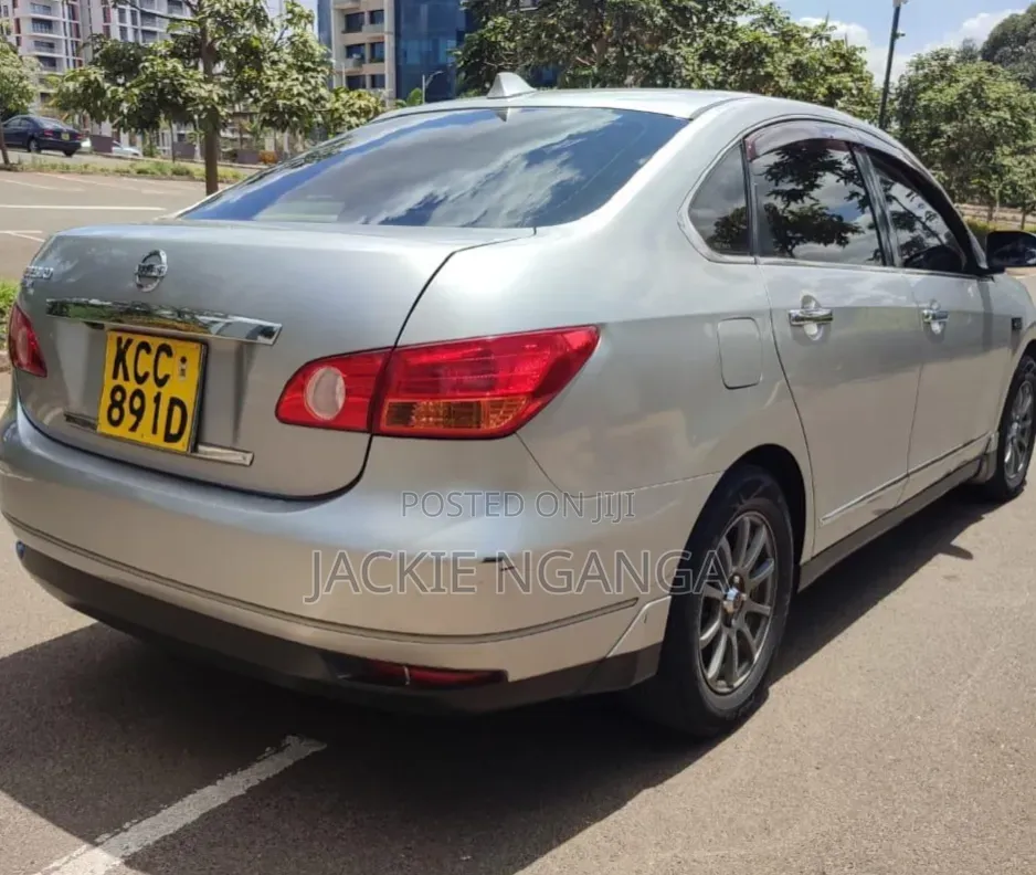 Nissan Bluebird 2008 Silver