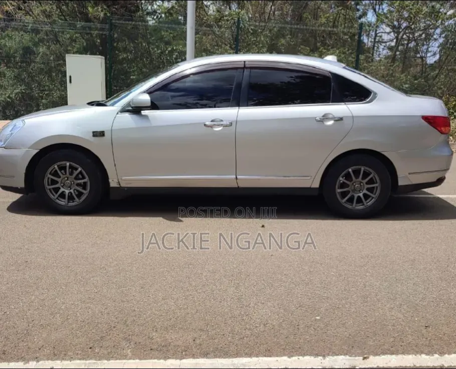 Nissan Bluebird 2008 Silver