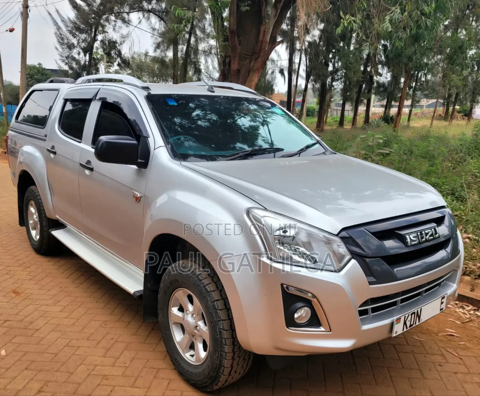 Isuzu D-MAX 2023 Silver